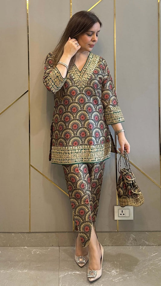 Printed Ethnic Co-Ord Set with Matching Potli Bag