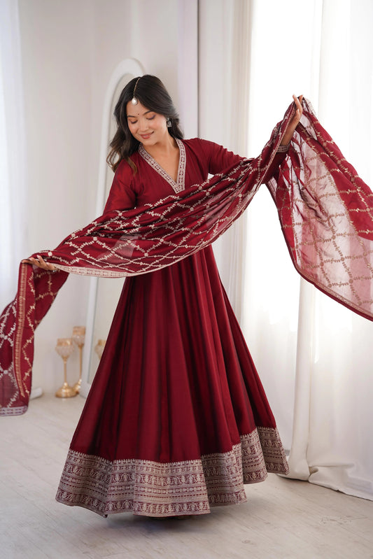 Sarin maroon anarkali